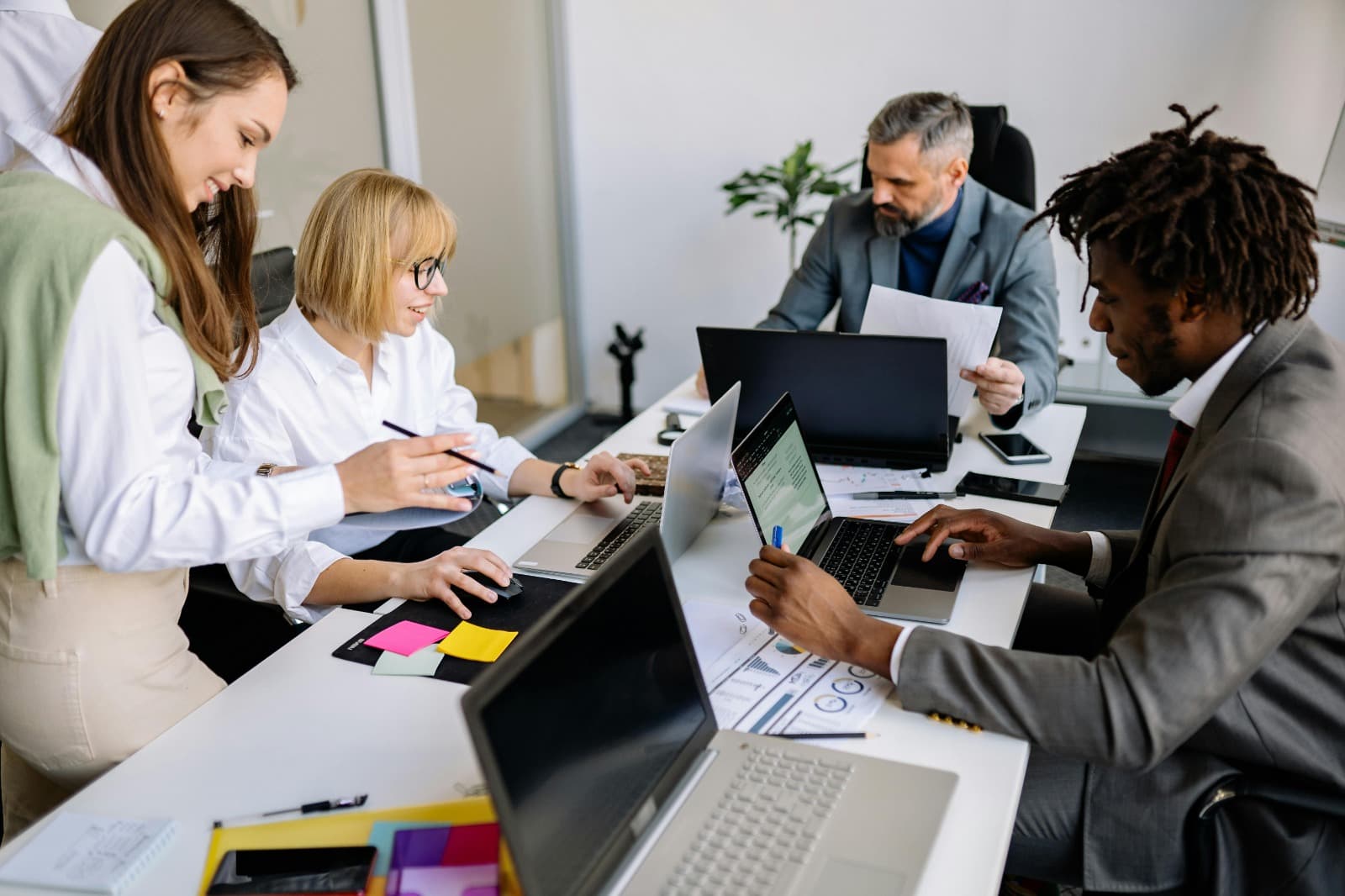 How to Track Competitor Pricing Without Violating Ethics