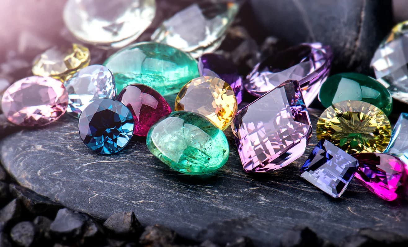 Pink Sapphire Fashion – Trendy Styles at Nash Gems