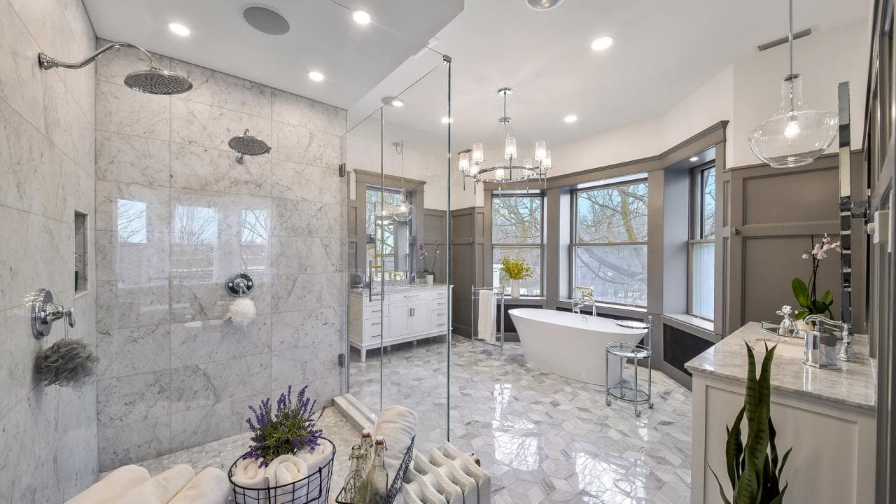 Corner Shower Screen Frameless for Compact Bathrooms