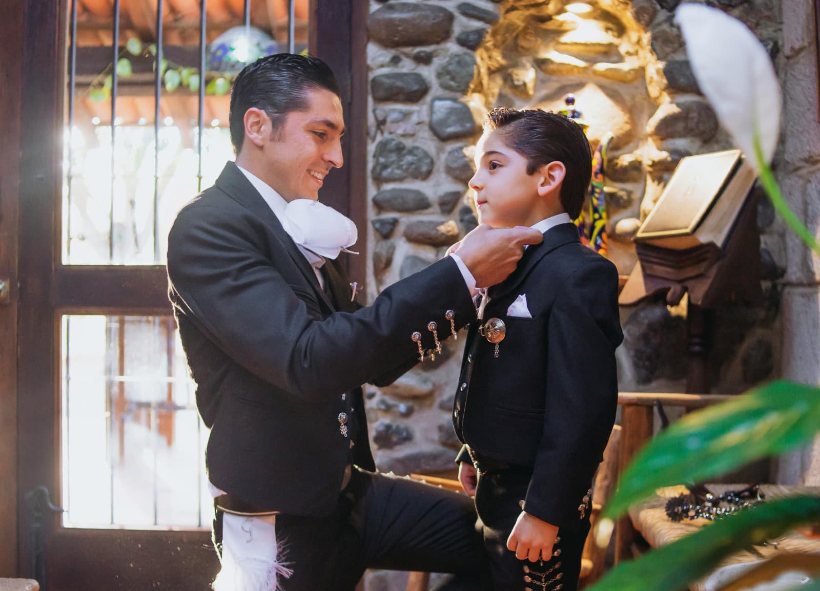HOW BESPOKE SUITS LOS ANGELES CAN TRANSFORM YOUR STYLE