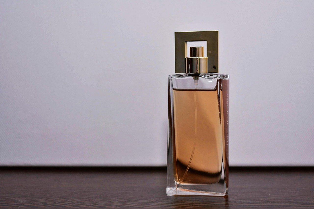 Is Niche Perfume the Secret to Standing Out with Your Scent?