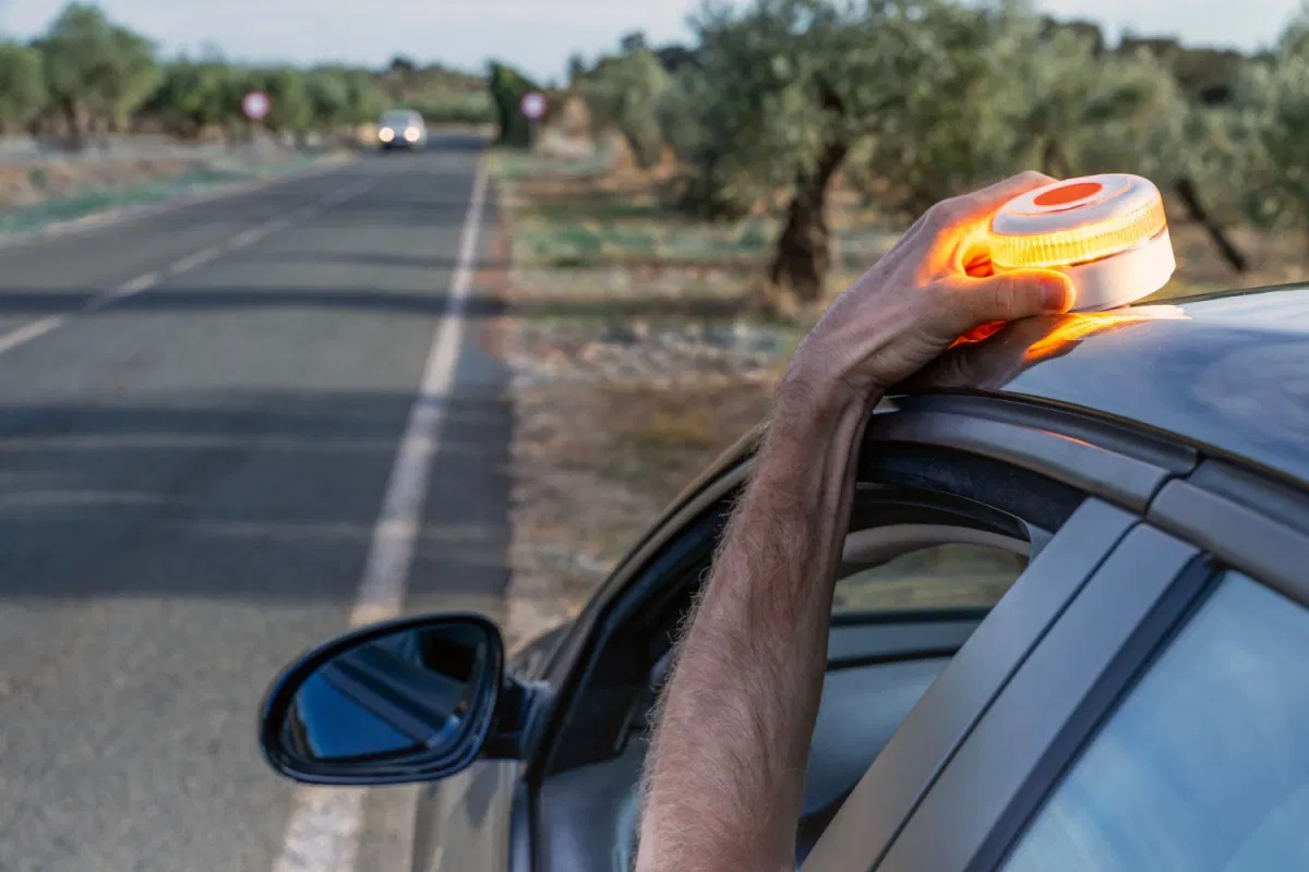Die Funktionsweise der Warnleuchte V16 und ihre Bedeutung für die Verkehrssicherheit